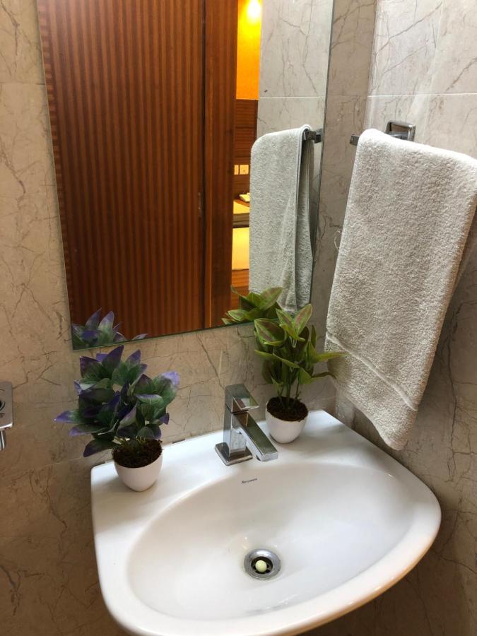 Hotel Spark Residency チェンナイ エクステリア 写真